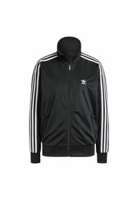 Sort zip-up jakke lavet af letvægtsstof, med tre hvide striber på hver ærme og et lille hvidt logo på brystet.