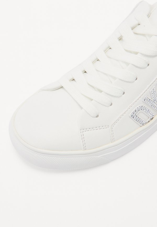 ADIRA LACE UP SNEAKER - Trainers4