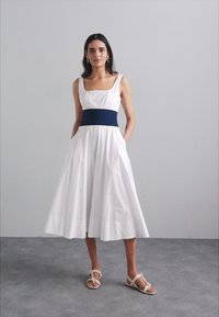 STAUD RIG DRESS - Day dress - white/navy