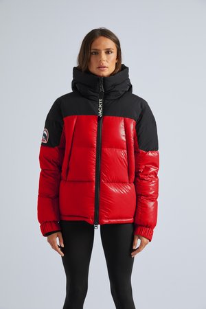 JACK1T LUNA DOWN HOODED PUFFER - Down jacket - black cherry red