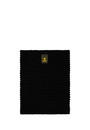 Scaldacollo nero a coste con una piccola toppa rettangolare con logo giallo e nero posizionata al centro vicino al bordo superiore.