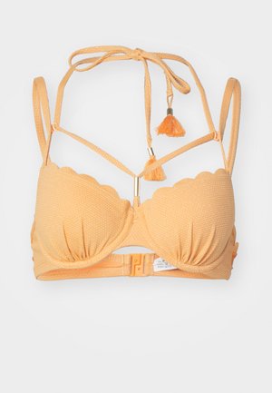 Orange Bikini-Top aus strukturiertem Stoff, mit gewellten Kanten, verstellbaren Trägern und Quastenakzenten. Verfügt über einen Hakenverschluss am Rücken.