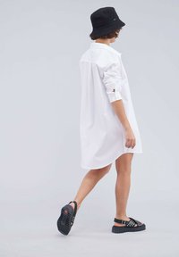 Kickers Abito a camicia - blanc