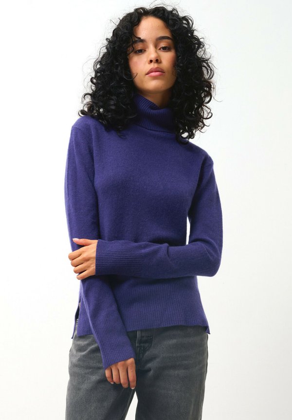 FORNET - Strickpullover - purple