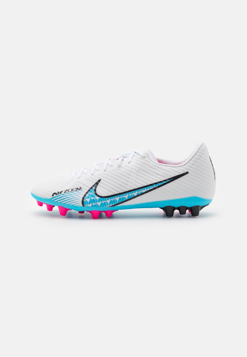 nike mercurial vapor studs