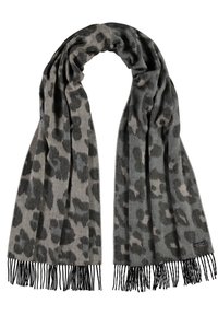 Écharpe imprimée léopard gris et noir aux extrémités frangées, étalée à plat avec une boucle en haut.