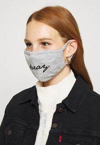 Urban Classics PRAY WORDING FACE MASK UNISEX - Community mask - grey