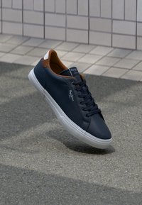KENTON COURT - Trainers - navy