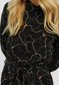 Vero Moda Sukienka koszulowa