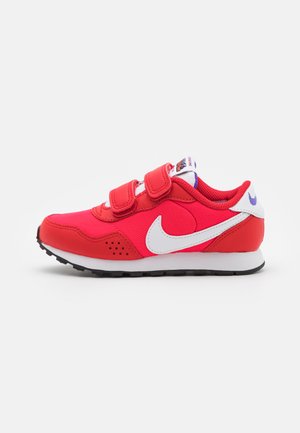 VALIANT - Sneakersy niskie - siren red/white/university red/psychic purple