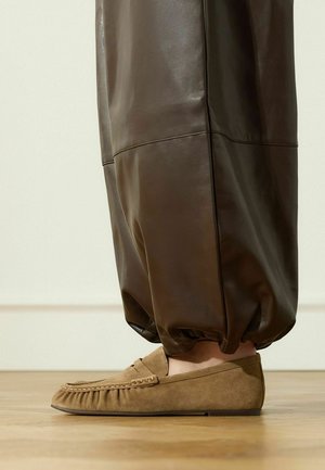 Manfield, Moccasins - cognac