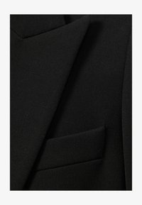 Geselecteerd, black