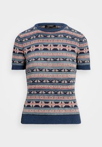 Pull à manches courtes en tricot bleu marine, présentant un motif géométrique multicolore avec des tons rose, bleu et crème. Encolure et ourlet côtelés.