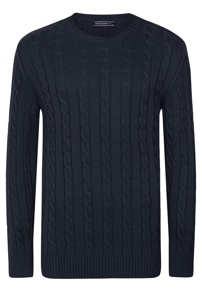 Dunkelblauer, kabelgeknüpfter Pullover mit einem gerippten Halsausschnitt, Ärmeln und Saum. Die Textur zeigt ein kunstvolles Kabelmuster in der gesamten Oberfläche.