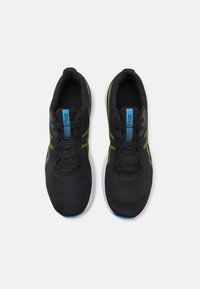 ASICS PATRIOT 13 - Tenisice za cestovno trčanje - black/electric lime