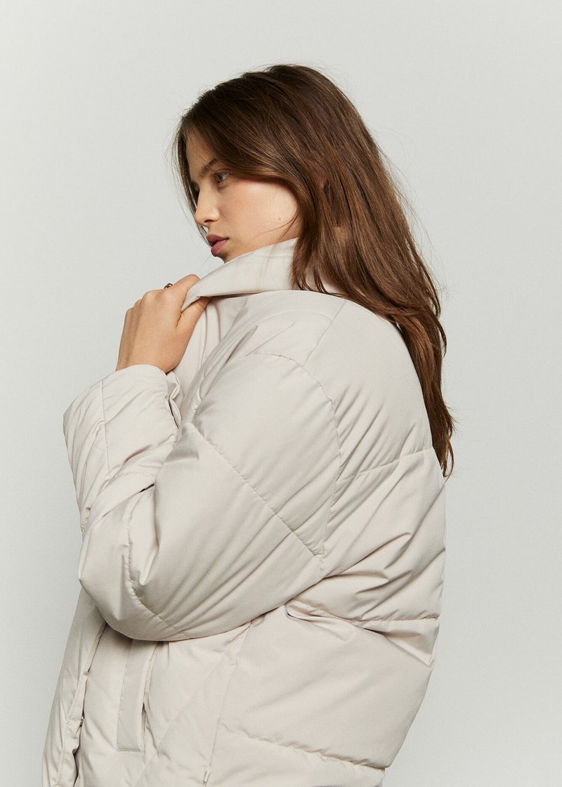Damen Leichte Jacken | Hoss Intropia WITH WRAPAROUND COLLAR Winterjacke beige - XC63601 Damen Leichte Jacken | Hoss Intropia WITH WRAPAROUND COLLAR Winterjacke beige - XC63601