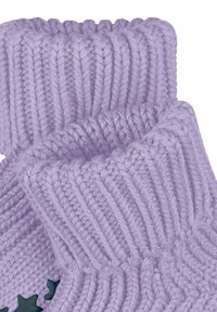 Lavendel gestrickter Bund mit gerippter Textur, glatter Oberfläche und einem kleinen grünen Sternelement an der Basis.