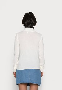 Weekday ESSENTIAL TURTLENECK - Camisola de manga comprida - off white