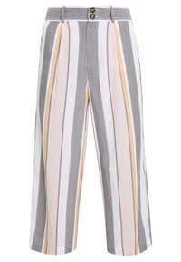 Pantalon court rayé en gris, blanc et couleurs pastel douces. Comprend une fermeture à boutons et un tissu texturé avec des rayures verticales.