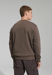 Next CREW - Melegítőfelső - light brown