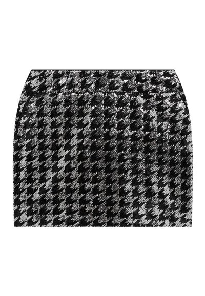 Gonna nera e argento con paillettes, caratterizzata da un motivo a pied de poule, superficie testurizzata e silhouette aderente.