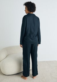 HUGO ELLE LONG  - Nattdrakt - black