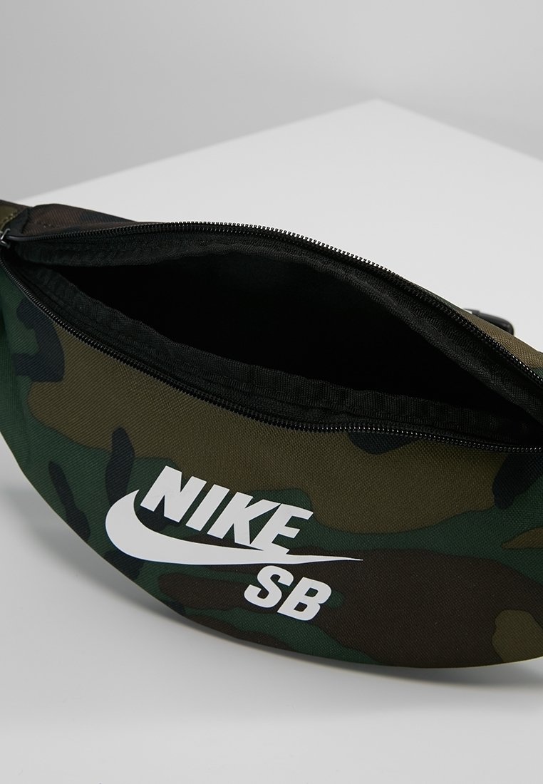 nike sb camo waist bag