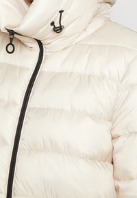 Esprit Vinterfrakke - beige