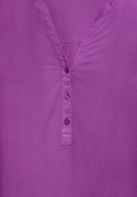 Thumbnail Image 5