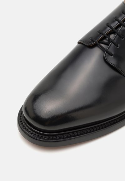 sandro DERBY - Zapatos de vestir con cordones - noir