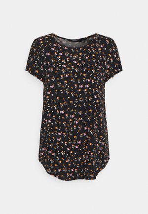 Top preto de manga curta com um padrão floral em rosa, laranja e branco. Decote redondo e um corte descontraído com uma barra ligeiramente curvada.