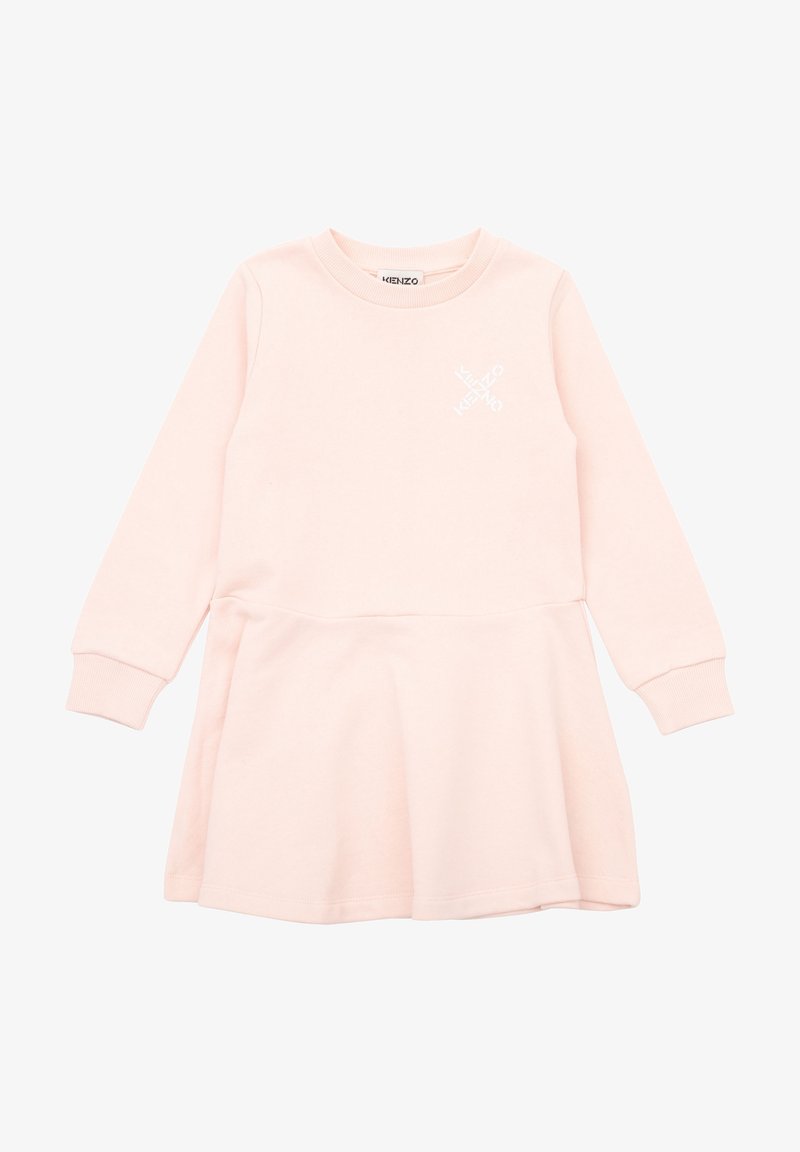 Robe rose pâle à manches longues avec col rond, jupe évasée, poignets côtelés et petit logo blanc Kenzo sur la partie supérieure de la poitrine.
