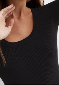 New Look Robe fourreau - black