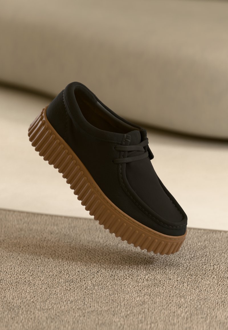 Clarks TORHILL BEE - Casual snøresko - black