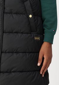 Barbour International GREYSON PUFFER GILET - Vestă - black