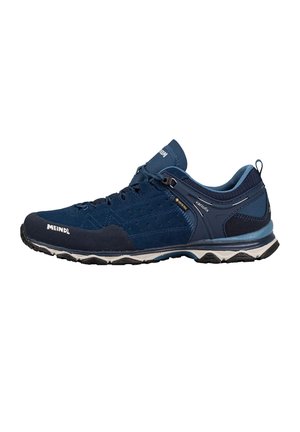 Bottes de randonnée bleu marine avec tige en daim et mesh, présentant un design à lacets, un talon renforcé et une semelle en caoutchouc texturée pour une meilleure adhérence.