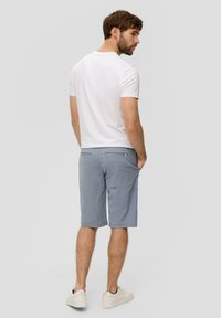 s.Oliver Shorts - tiefblau