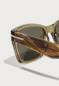 BOSS Ochelari de soare - brown