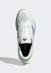 adidas Performance SUPERNOVA RISE - Zapatillas running asfalto - cloud white blue green spark