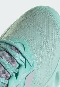 adidas Performance SWITCH FWD 2.0 - Hardloopschoenen voor op de weg - semi flash aqua   cloud white   preloved purple