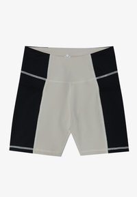 Thumbnail Image 4