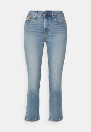 GAP Petite VINTAGE SLIM SPLIT HEM - Blugi slim fit - light wash