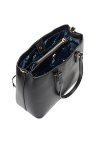 Černá kožená taška přes rameno s texturovaným povrchem, otevřeným vrškem, zlatým kováním a námořnickým interiérem s logovým vzorem a zipovými kapsami.