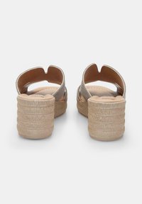 Bata Ciabattine con tacco - beige