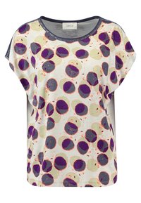 Hvid T-shirt med korte ærmer og flerfarvede cirkelmønstre i lilla, grøn og grå, med navyblå halsudskæring og løs pasform.