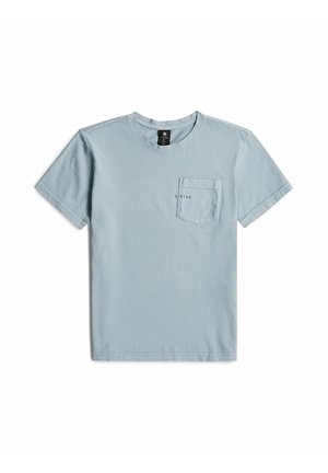T-shirt bleu clair à manches courtes avec une petite poche sur la poitrine gauche affichant le texte "G-STAR"