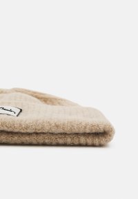 Calvin Klein BEANIE - Czapka