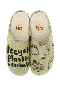 Pantuflas de fieltro en tonos multicolores con un interior suave y esponjoso. Presentan gráficos y texto ecológicos impresos en la superficie exterior.