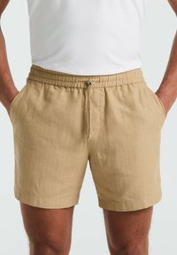 Original Penguin Short - travertine