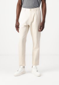 Tommy Jeans - ISAAC PANT - Trousers - newsprint Thumbnail Image 1